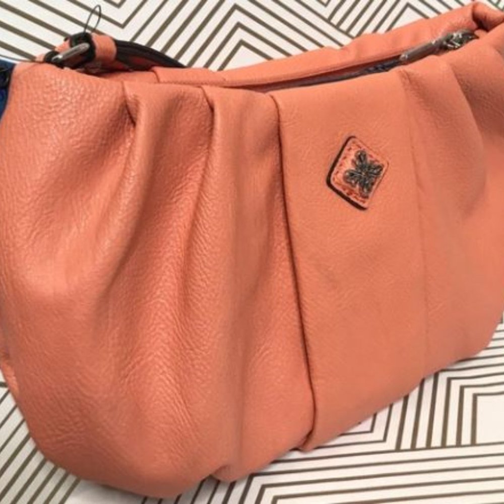 Vera Wang Messina Apricot Pebbled Wristlet (NEW)